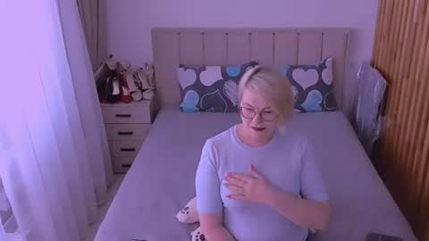 Sabrina MacMarren online show from 06-22-26, 02:03