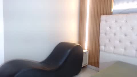 sabrinaroosa202cl online show from 10-27-25, 11:58