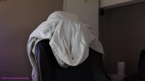 Sabrina online show from 01-22-25, 04:02