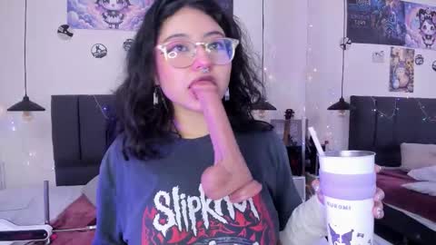 Snapshot of sabrinav_ chatting on 03-07-26, 12:02 Sabrina online show from 03-07-26, 12:02