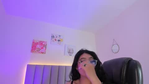 Snapshot of sabrinav_ chatting on 03-13-26, 11:39 Sabrina online show from 03-13-26, 11:39