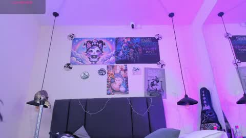 Snapshot of sabrinav_ chatting on 04-11-26, 11:25 Sabrina online show from 04-11-26, 11:25