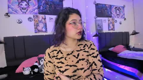Snapshot of sabrinav_ chatting on 05-01-26, 11:15 Sabrina online show from 05-01-26, 11:15