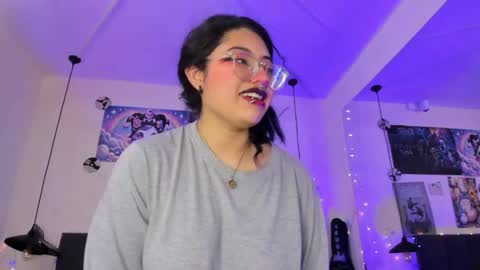 Snapshot of sabrinav_ chatting on 05-04-26, 11:28 Sabrina online show from 05-04-26, 11:28