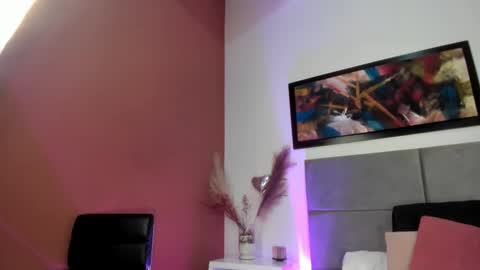 Sabrina Warren online show from 02-19-25, 11:38