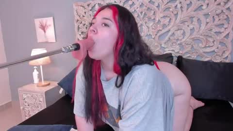 Snapshot of sabrinna_fox chatting on 04-30-26, 08:15 sabrinna online show from 04-30-26, 08:15