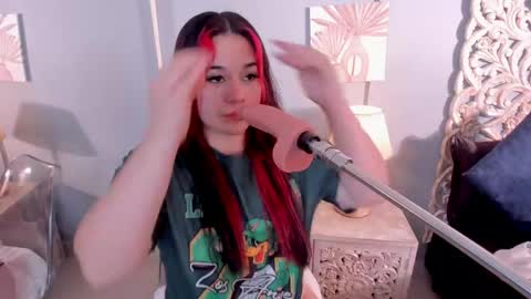 Snapshot of sabrinna_fox chatting on 05-23-26, 07:40 sabrinna online show from 05-23-26, 07:40