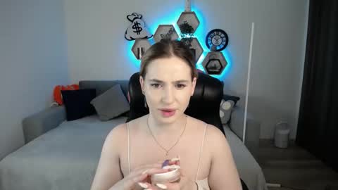 Sabrina Violet online show from 03-04-25, 09:07