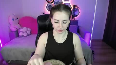 Sabrina Violet online show from 04-06-26, 08:04