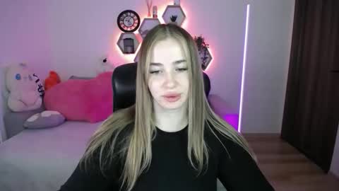 Sabrina Violet online show from 05-03-26, 08:09