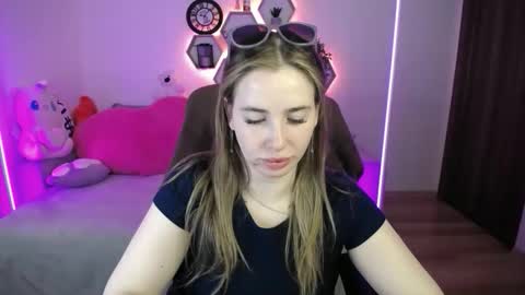 Sabrina Violet online show from 05-06-26, 08:08