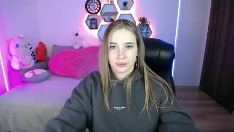 Sabrina Violet online show from 05-11-26, 08:09