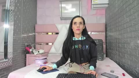 Sacha online show from 09-20-25, 04:08