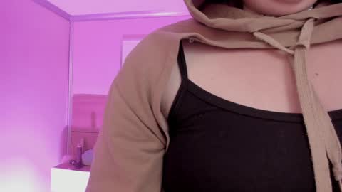 Snapshot of sachi_meow chatting on 01-30-25, 11:11 Ig online show from 01-30-25, 11:11