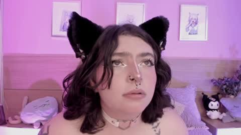 Snapshot of sachi_meow chatting on 02-02-25, 07:04 Ig online show from 02-02-25, 07:04