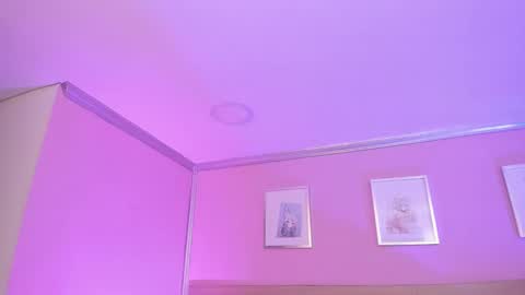 Snapshot of sachi_meow chatting on 02-12-25, 02:54 Ig online show from 02-12-25, 02:54