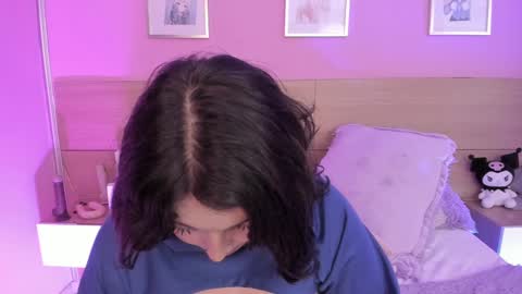 Snapshot of sachi_meow chatting on 02-13-25, 06:16 Ig online show from 02-13-25, 06:16