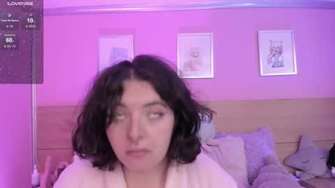 Snapshot of sachi_meow chatting on 02-17-25, 10:40 Ig online show from 02-17-25, 10:40