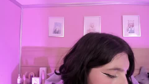 Snapshot of sachi_meow chatting on 02-20-25, 09:09 Ig online show from 02-20-25, 09:09