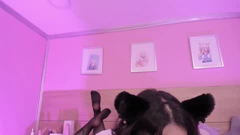 Snapshot of sachi_meow chatting on 02-21-25, 03:32 Ig online show from 02-21-25, 03:32