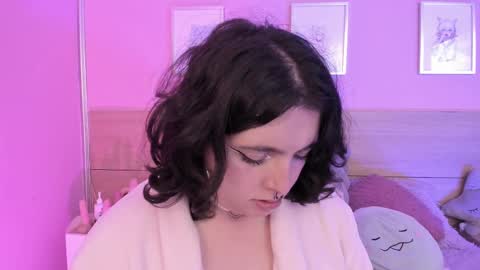 Snapshot of sachi_meow chatting on 03-03-25, 12:37 Ig online show from 03-03-25, 12:37