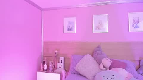 Snapshot of sachi_meow chatting on 03-10-25, 01:12 Ig online show from 03-10-25, 01:12