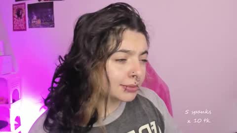 Snapshot of sachi_meow chatting on 09-23-25, 11:35 Ig online show from 09-23-25, 11:35