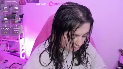 Snapshot of sachi_meow chatting on 10-05-25, 04:49 Ig online show from 10-05-25, 04:49