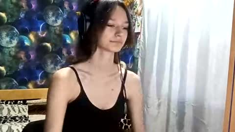 Adele online show from 04-30-26, 08:42