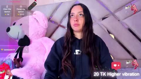 Snapshot of sadashi_moon chatting on 10-13-25, 02:00 online show from 10-13-25, 02:00