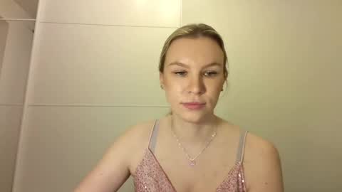 Sadie online show from 10-15-25, 07:03
