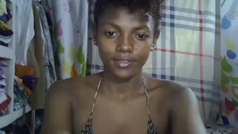 safira19 online show from 10-29-25, 07:26