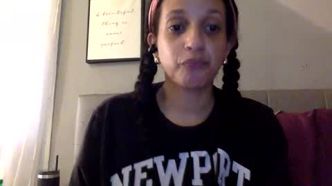 Snapshot of saggy888 chatting on 09-26-25, 10:47 MistressLady online show from 09-26-25, 10:47