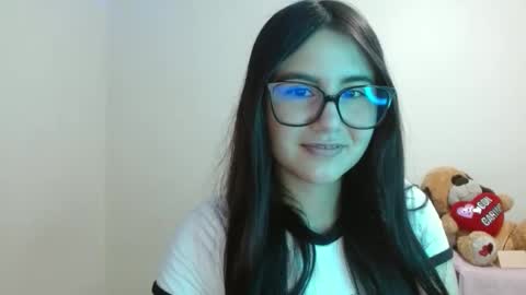 Sahaliefox  online show from 09-28-25, 10:59