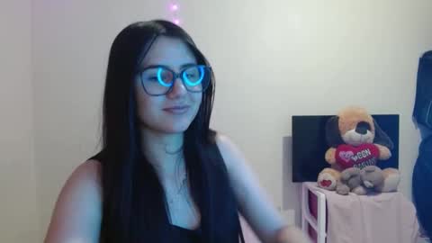 Sahaliefox  online show from 10-07-25, 11:13