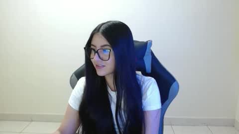 Snapshot of sahaliefox_ chatting on 01-06-26, 06:55 Sahaliefox online show from 01-06-26, 06:55