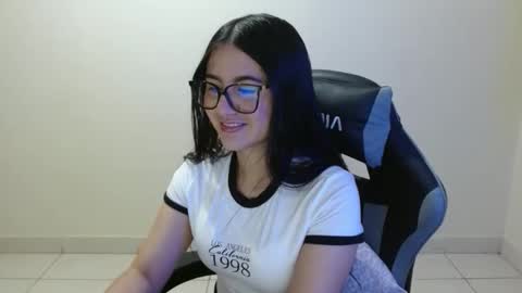 Snapshot of sahaliefox_ chatting on 02-15-26, 03:31 Sahaliefox online show from 02-15-26, 03:31