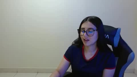 Snapshot of sahaliefox_ chatting on 02-16-26, 05:20 Sahaliefox online show from 02-16-26, 05:20