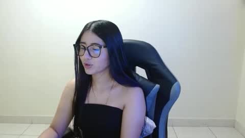 Snapshot of sahaliefox_ chatting on 03-08-26, 03:05 Sahaliefox online show from 03-08-26, 03:05