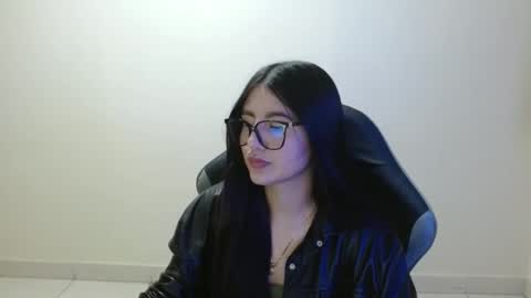 Sahaliefox  online show from 05-06-26, 08:25