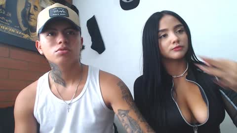 Sahara y Thiago online show from 12-29-24, 05:33