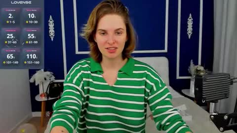 Adel online show from 10-27-25, 01:37