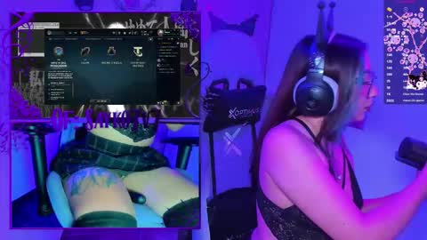 Snapshot of saiko7w7 chatting on 11-13-25, 11:25 OF 15 off - online show from 11-13-25, 11:25