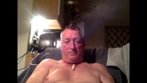 Snapshot of sail_naked chatting on 12-27-24, 05:37 sail_naked online show from 12-27-24, 05:37