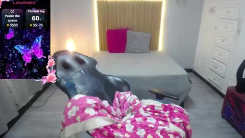 sailor online show from 12-20-25, 04:30