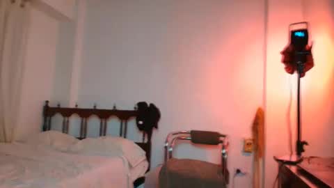 Sindy Scott online show from 02-26-26, 03:11