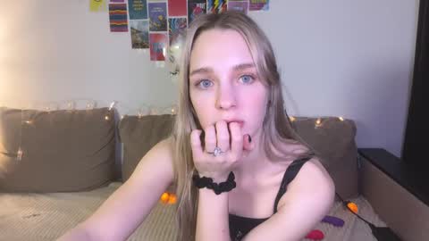 Sofia online show from 12-13-24, 03:21