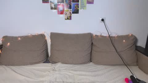 Sofia online show from 12-23-24, 11:57