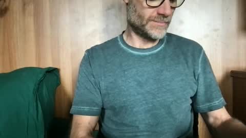 saint009 online show from 06-04-26, 01:06
