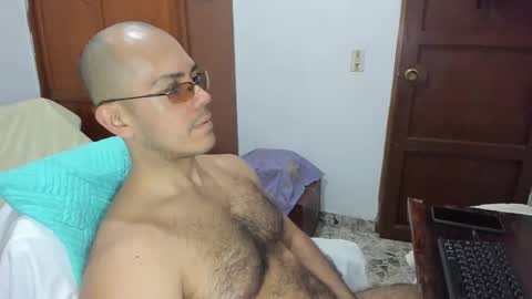 saintedy01 online show from 12-20-25, 04:14